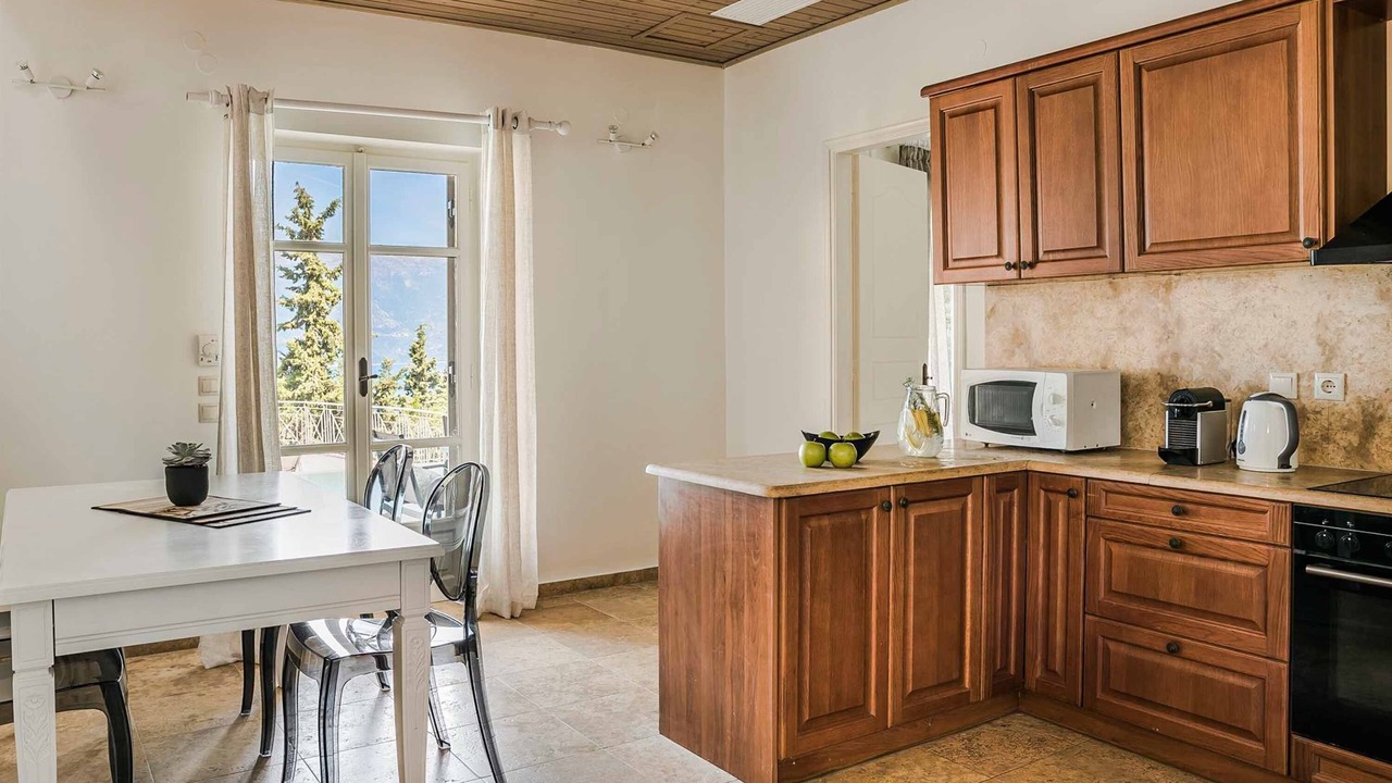 Photo of Kitchen in Evreti