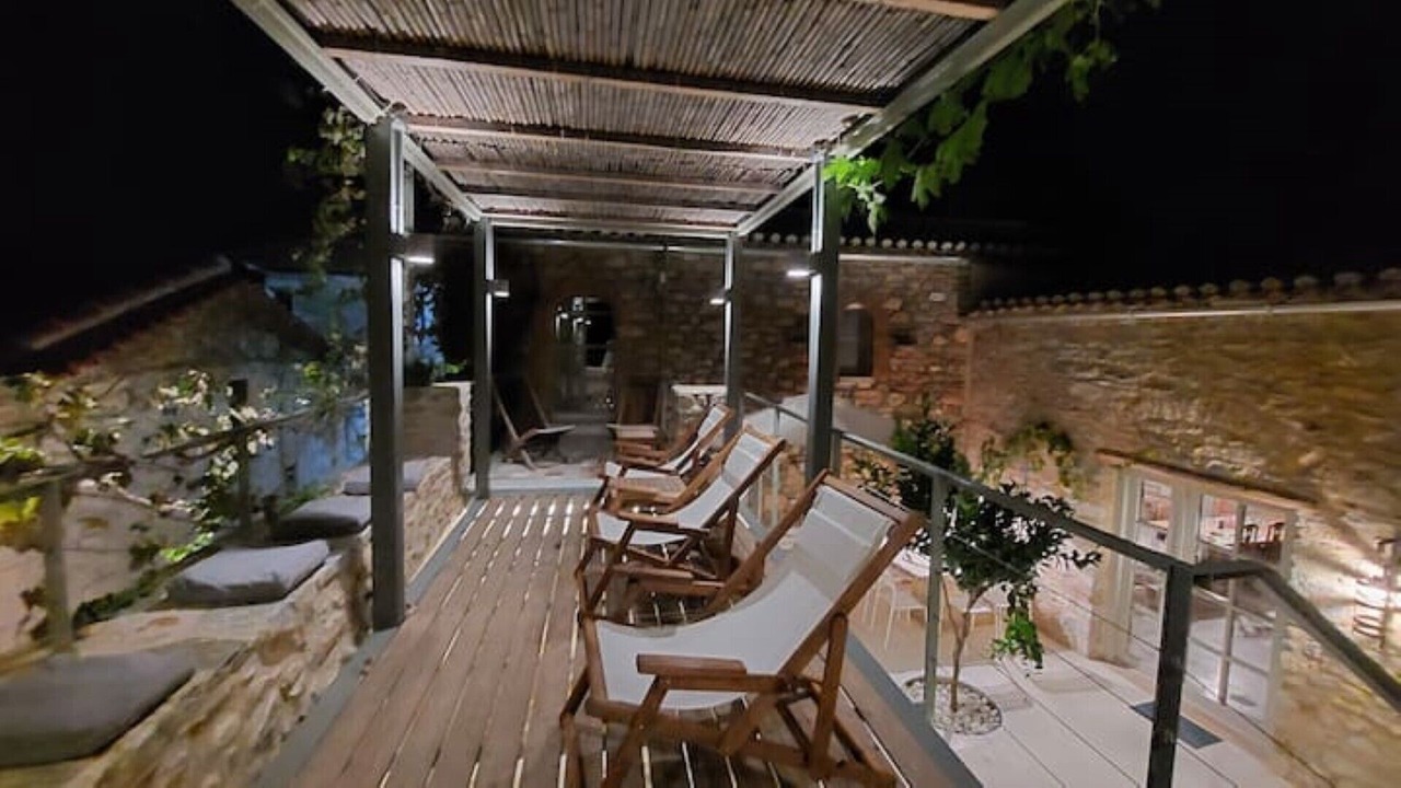 Photo of Patio Balcony in Lefktron