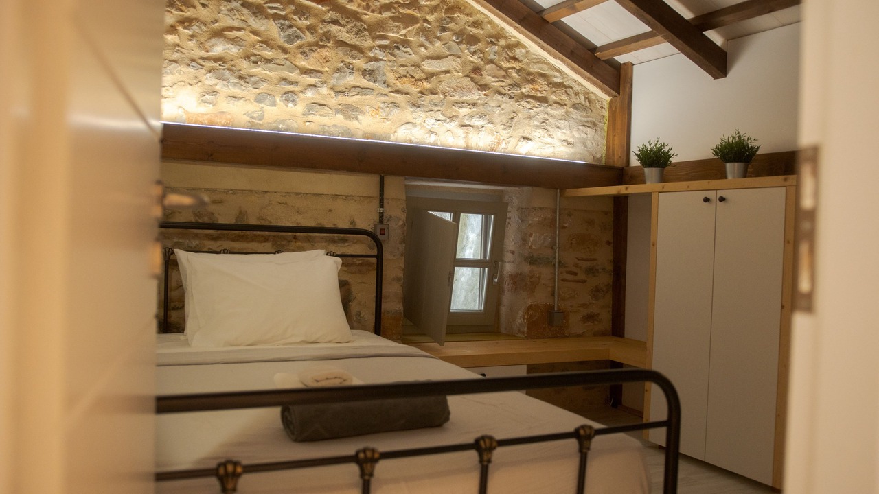 Photo of Bedroom in Lefktron