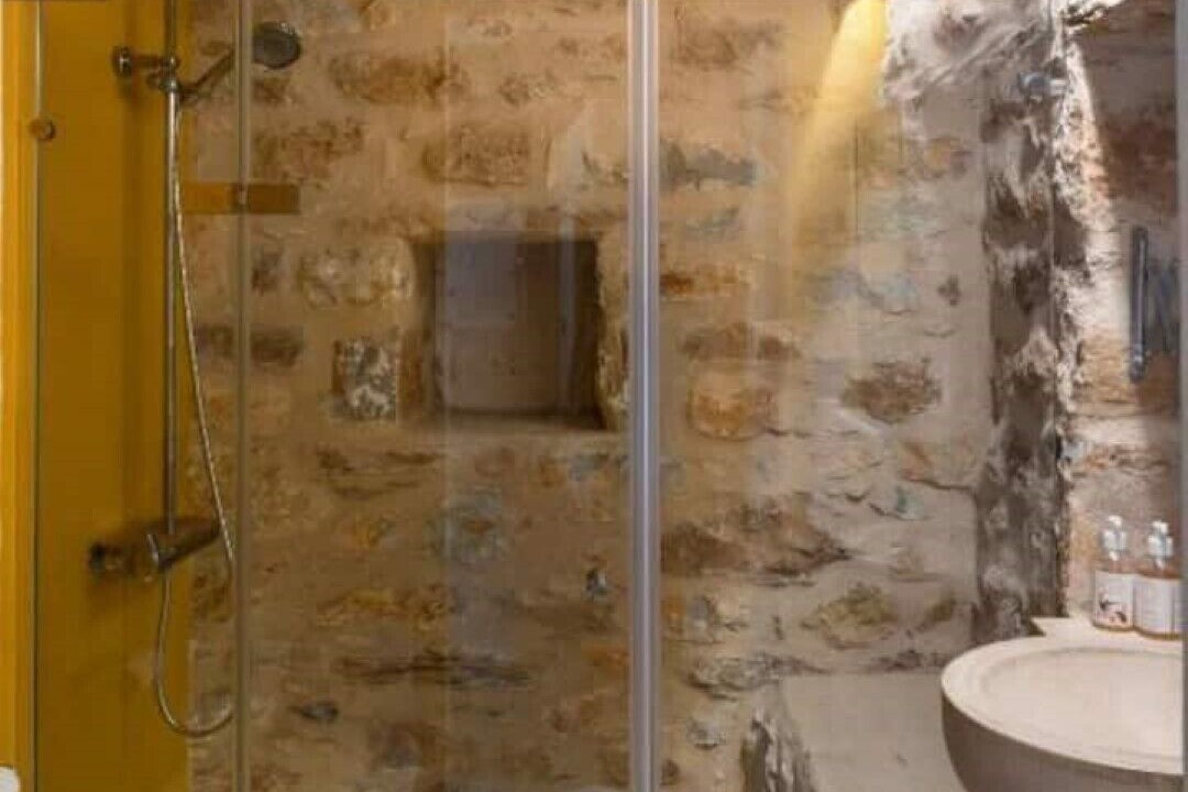 Photo of Bathroom in Lefktron