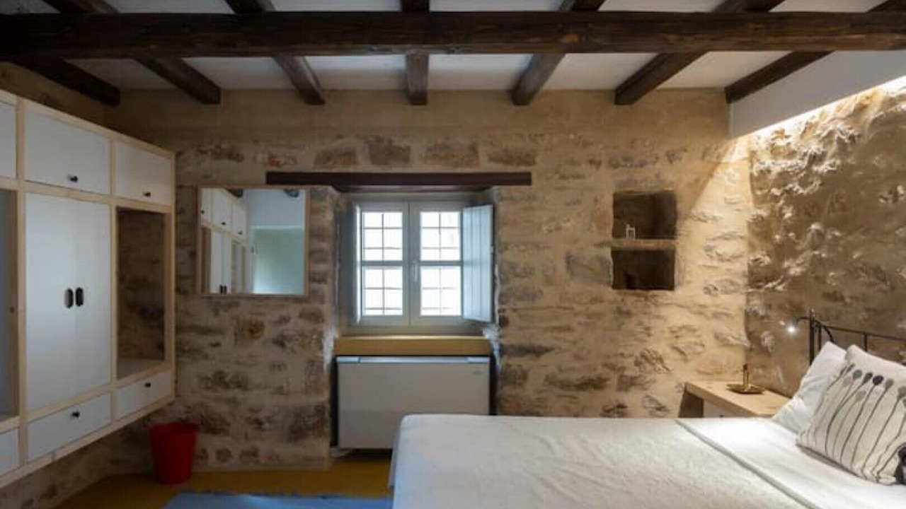 Photo of Bedroom in Lefktron