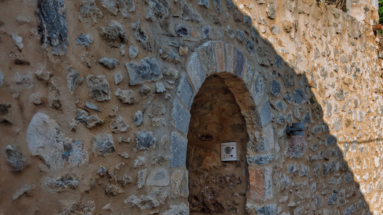 Photo of Outdoor in Lefktron