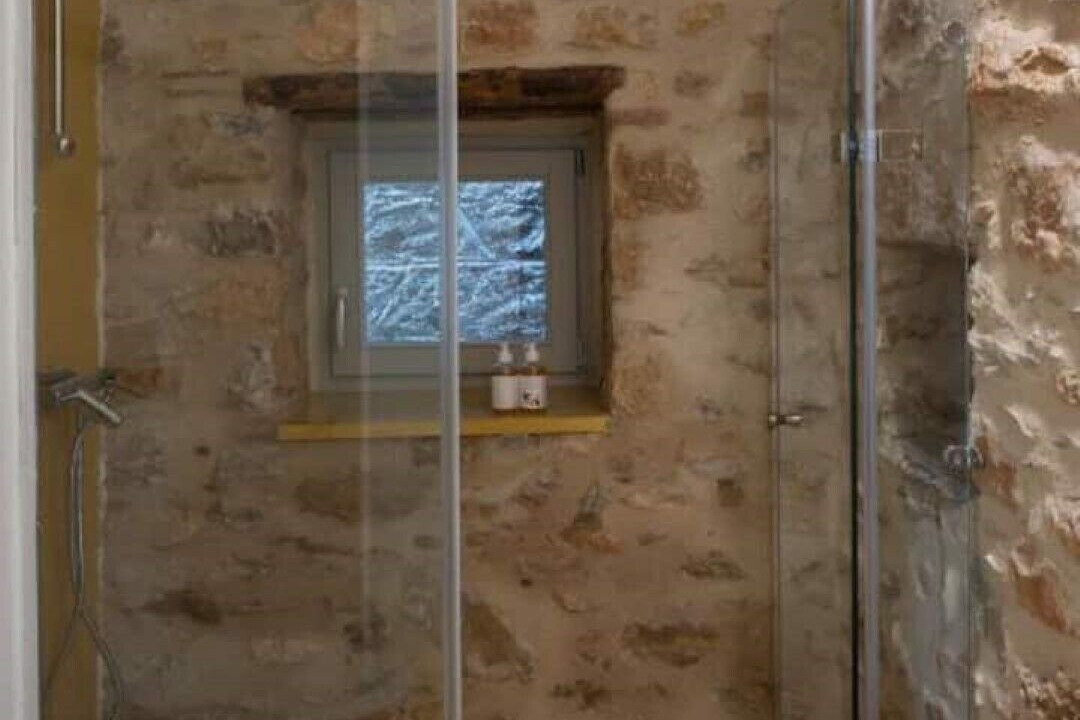 Photo of Bathroom in Lefktron