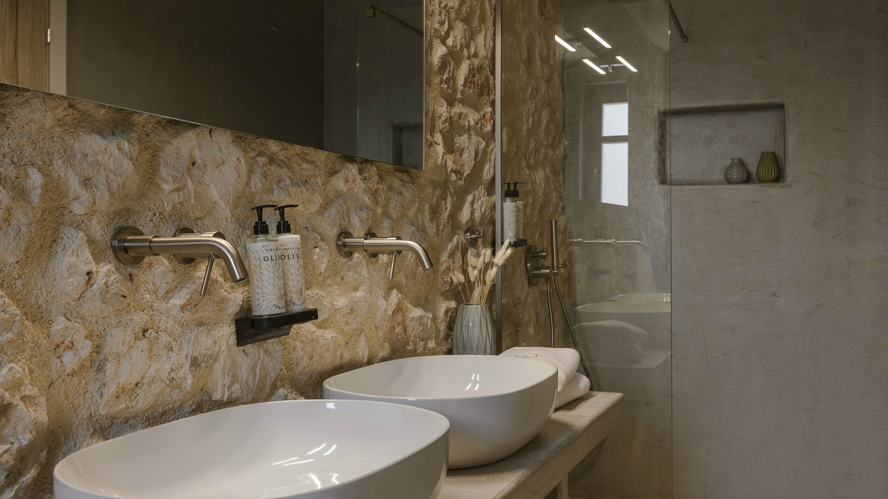 Photo of Bathroom in Assos