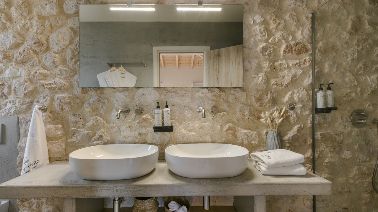 Photo of Bathroom in Assos