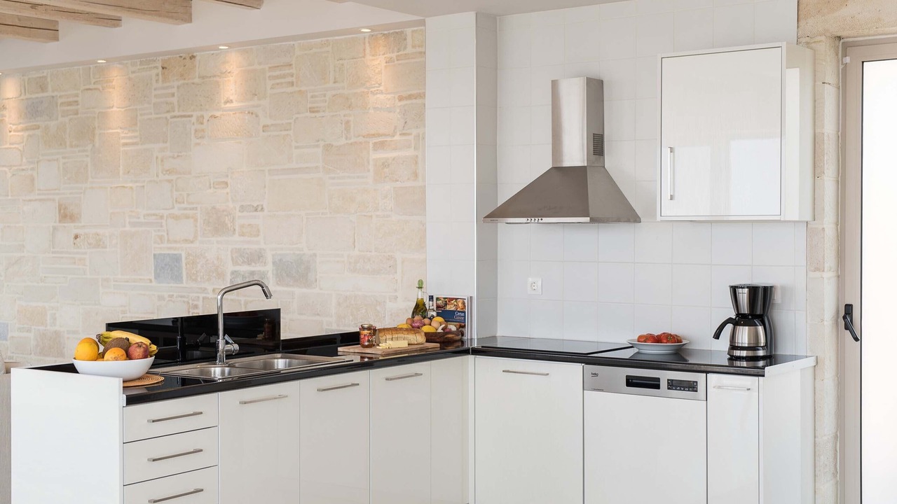 Photo of Kitchen in Limeniskos