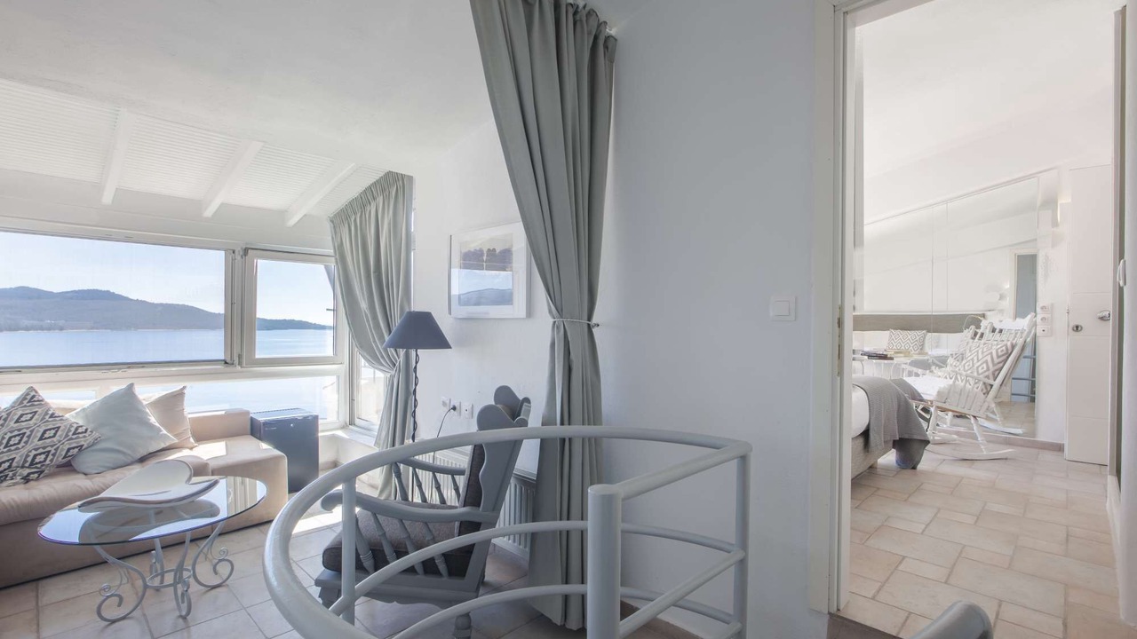 Photo of Livingroom in Neos Marmaras