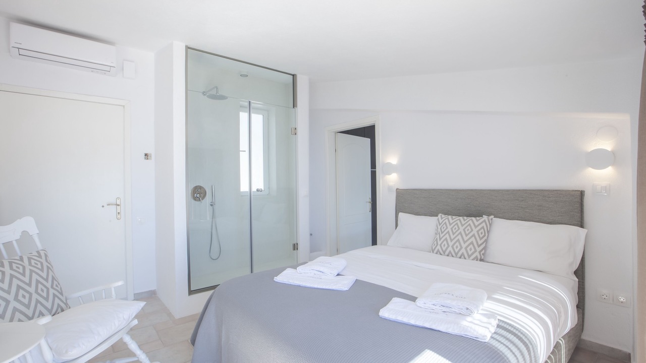 Photo of Bedroom in Neos Marmaras