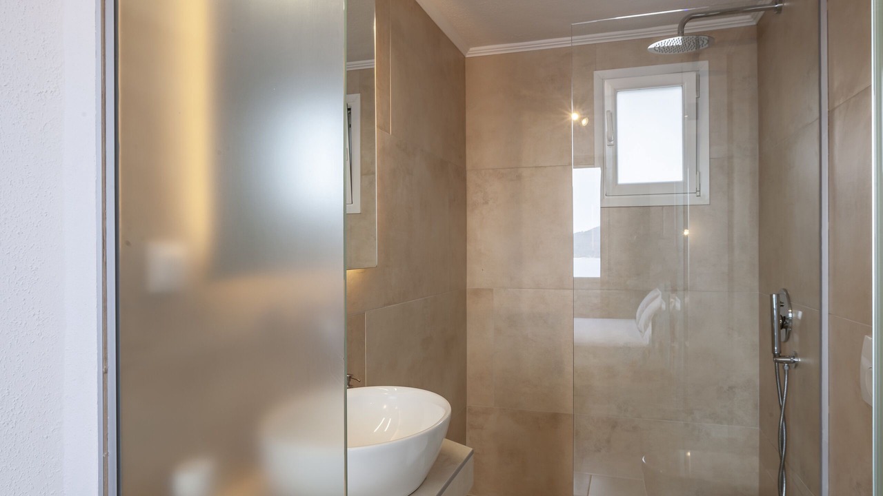 Photo of Bathroom in Neos Marmaras