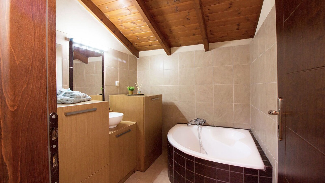 Photo of Bathroom in Platanias