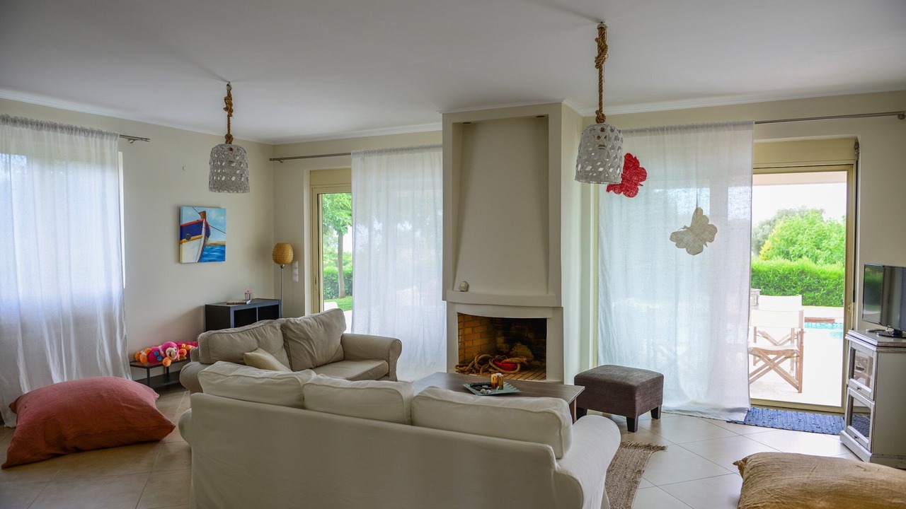Photo of Livingroom in Trifylia