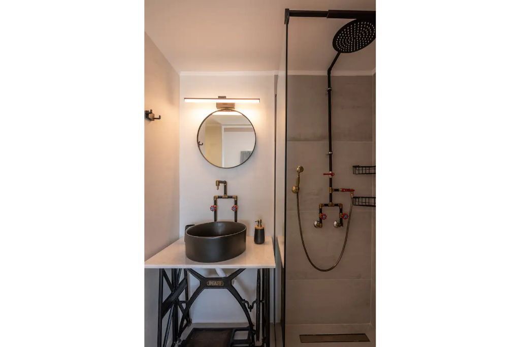 Photo of Bathroom in Limeniskos