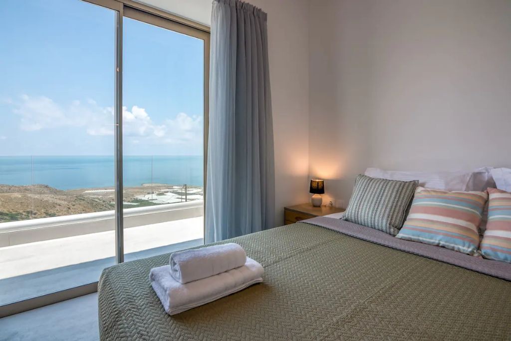 Photo of Bedroom in Limeniskos