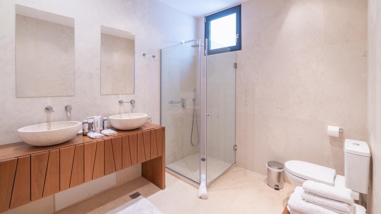 Photo of Bathroom in Kounelion