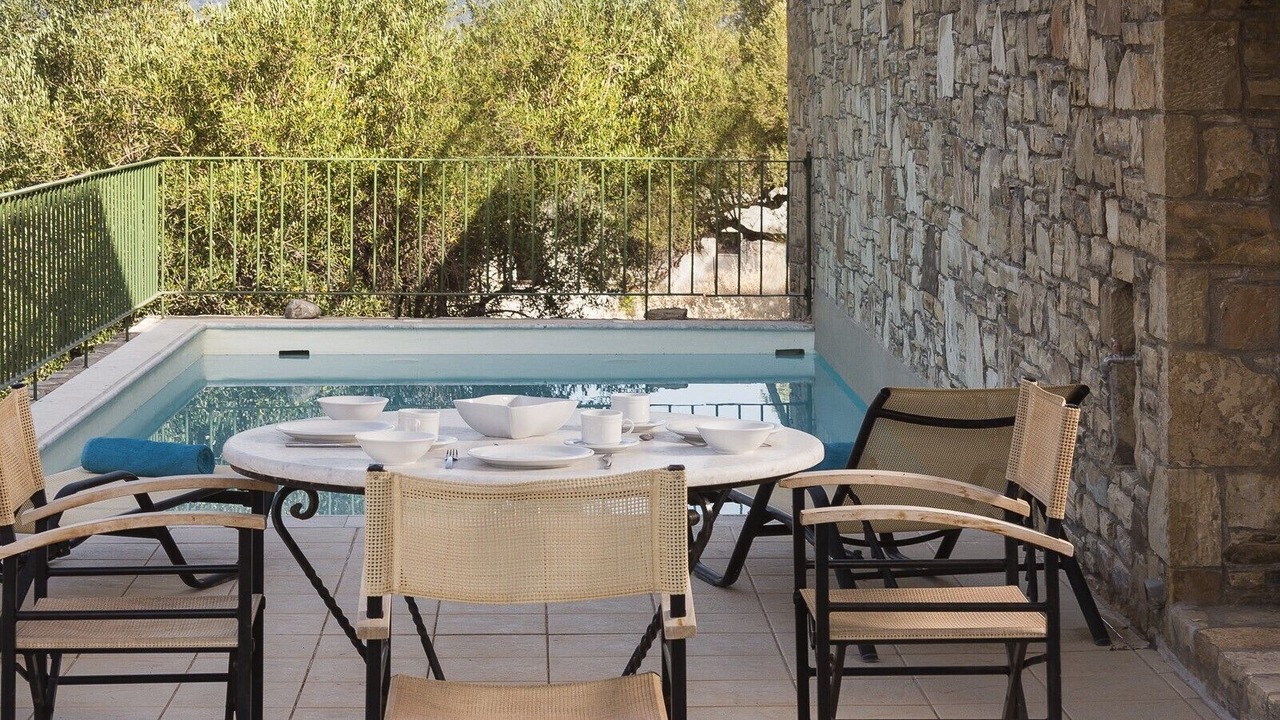 Photo of Outdoor in Istron