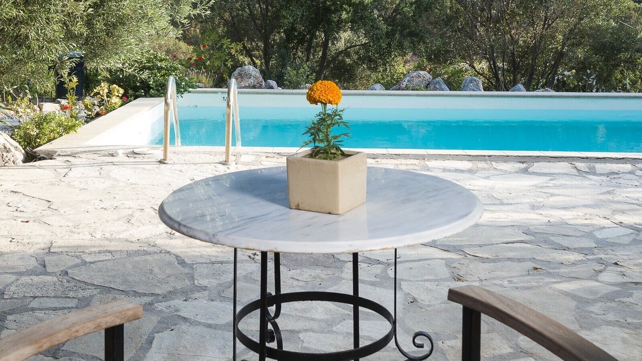 Photo of Outdoor in Istron
