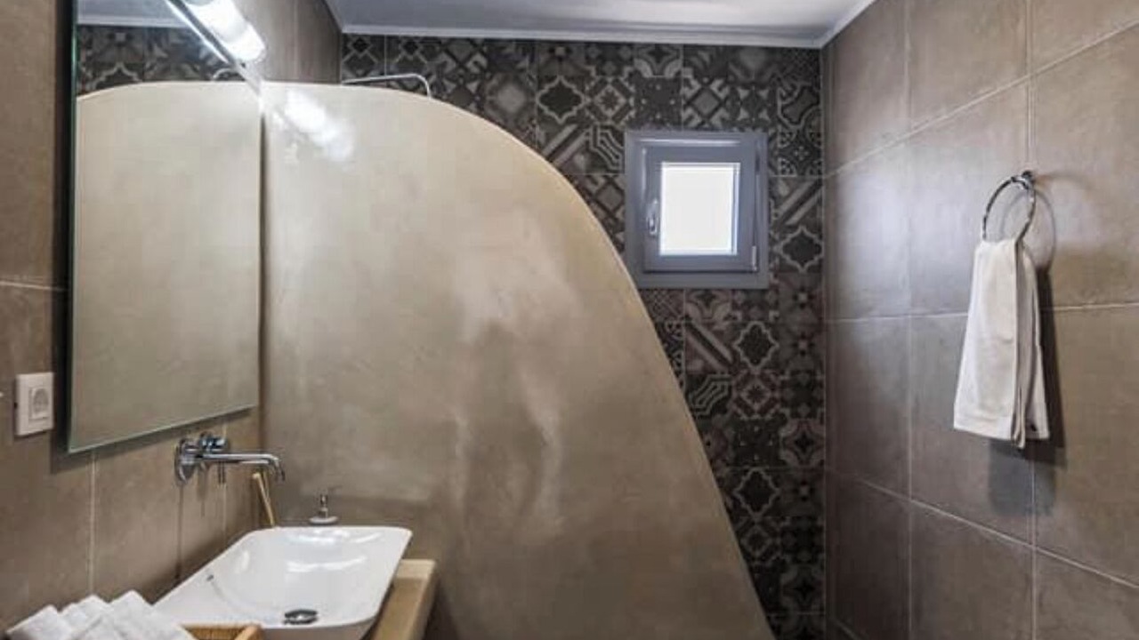 Photo of Bathroom in Apollonia