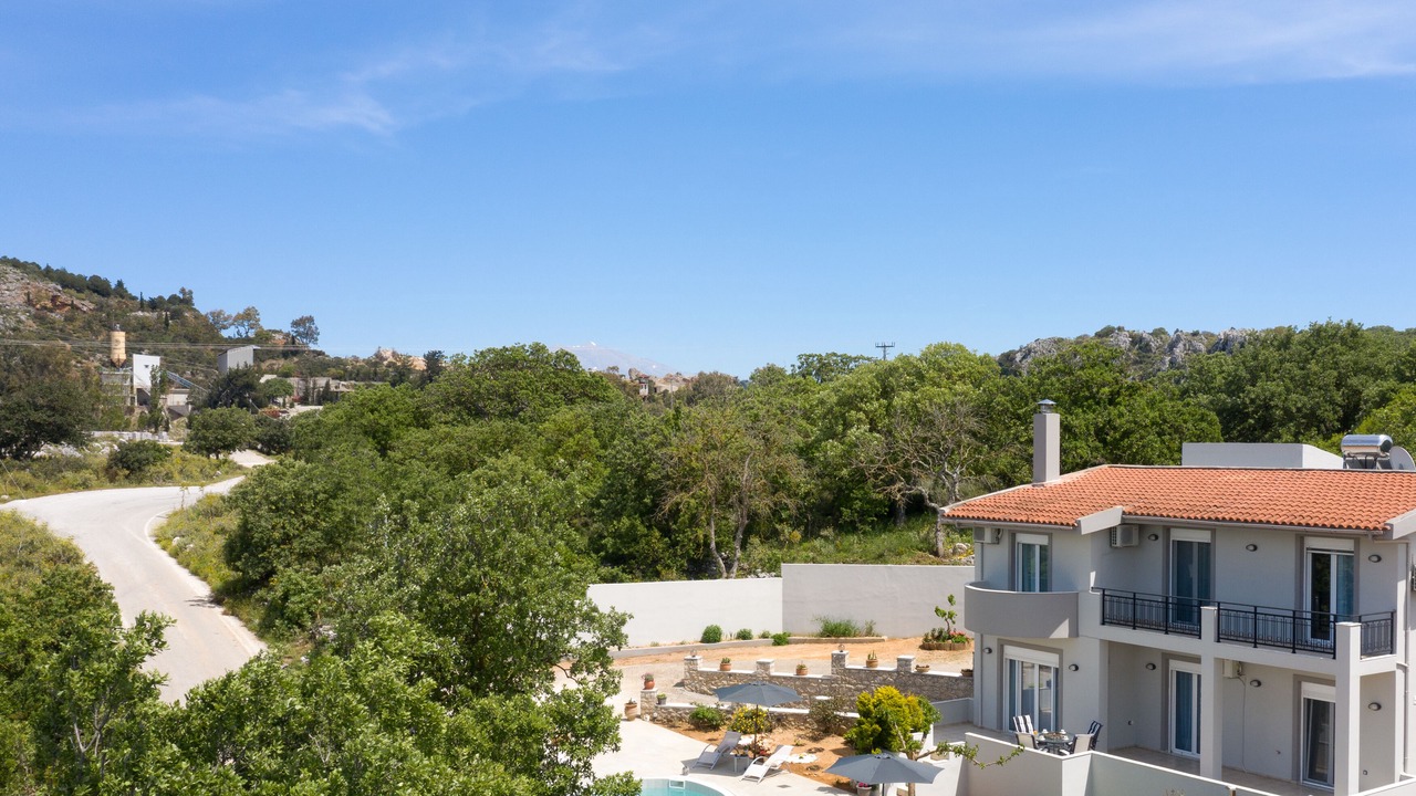 Photo of Outdoor in Monopari