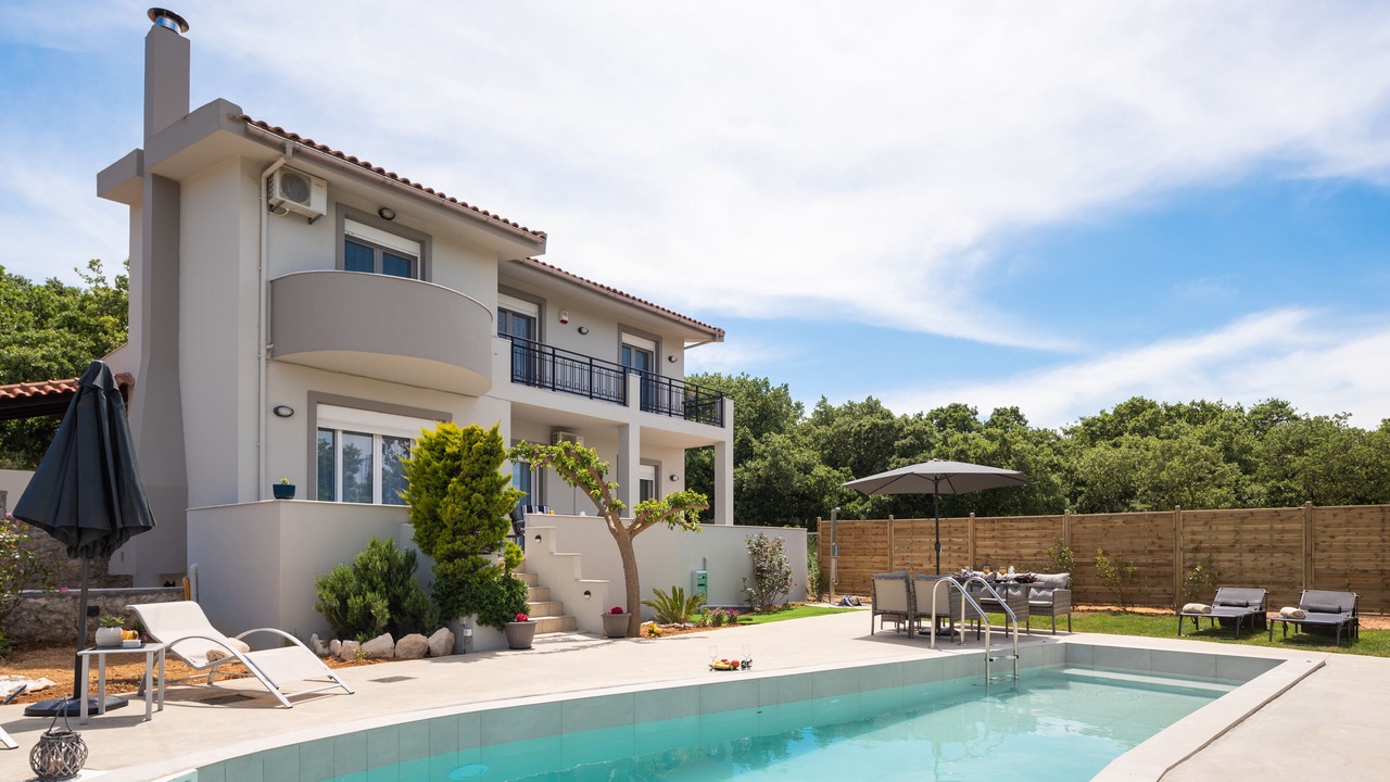 Photo of Outdoor in Monopari