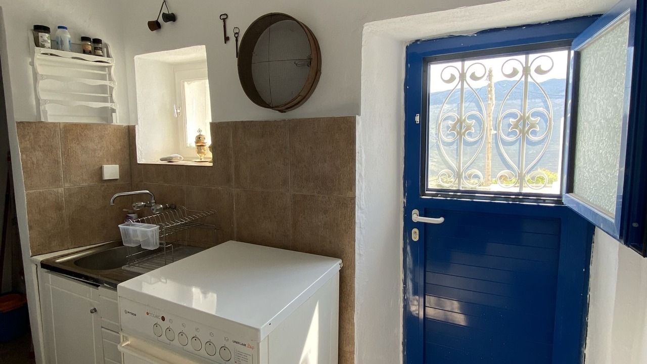 Photo of Kitchen in Serifos