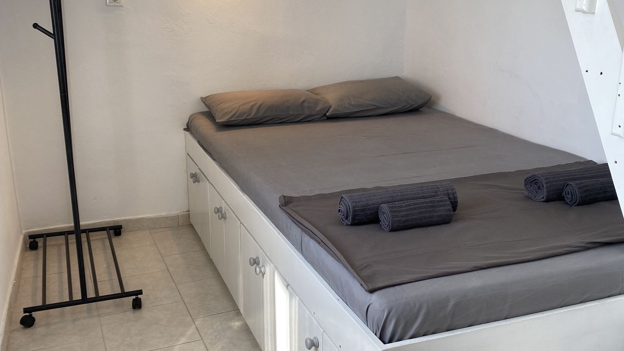 Photo of Bedroom in Serifos