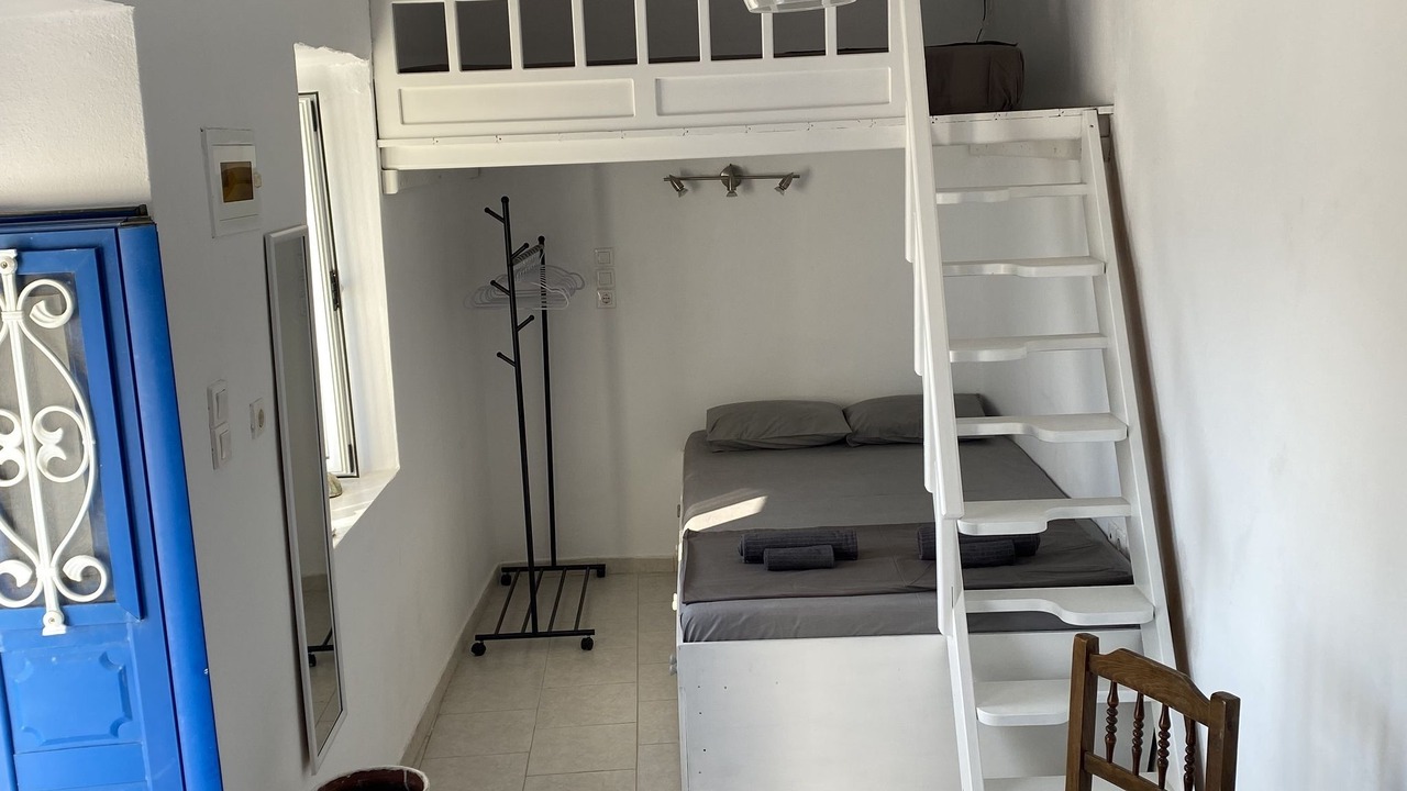 Photo of Bedroom in Serifos