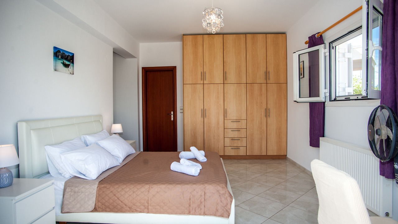 Photo of Bedroom in Khelmata