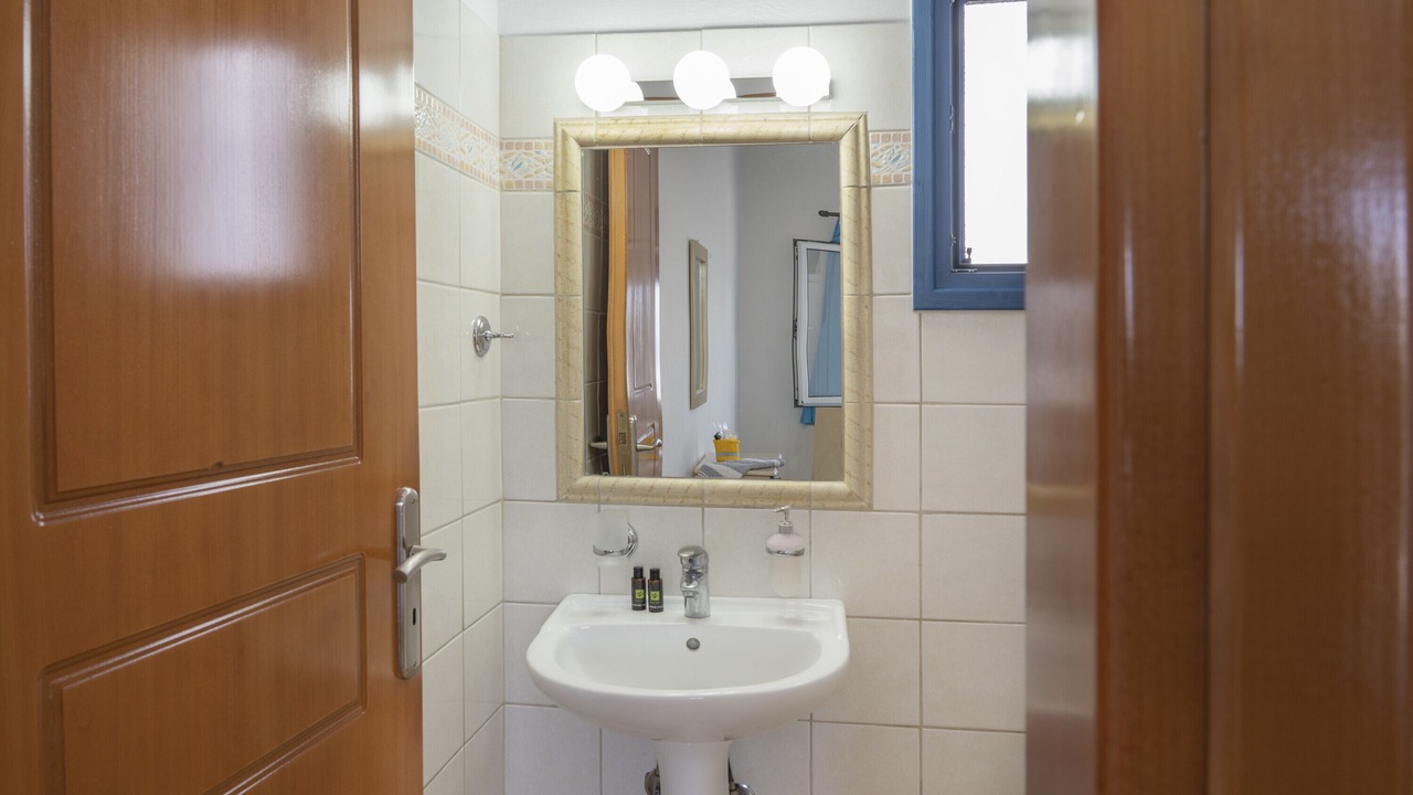 Photo of Bathroom in Serifos