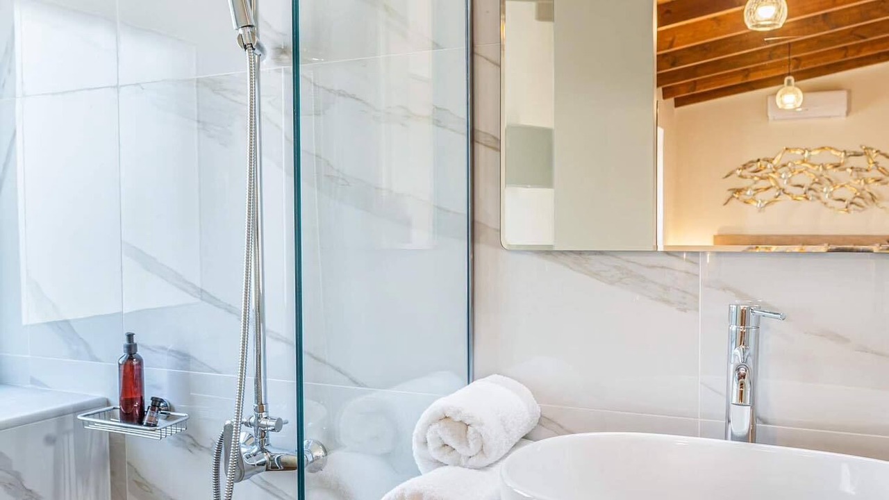 Photo of Bathroom in Kolymvari