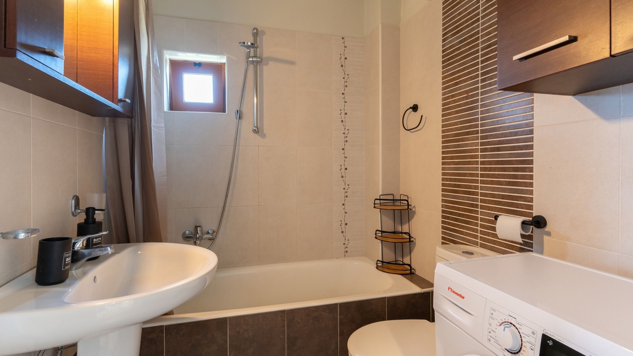 Photo of Bathroom in Houdetsi