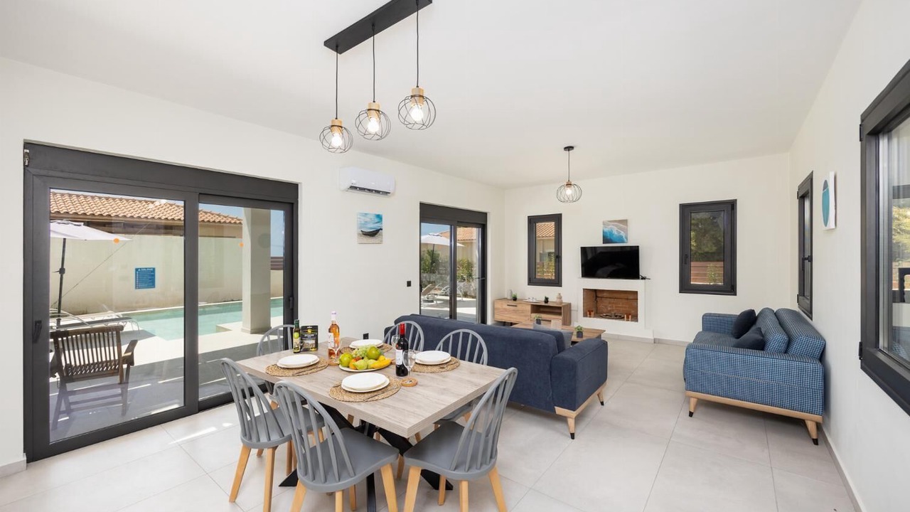 Photo of Livingroom in Mousata