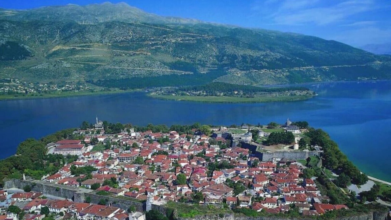 Photo of Outdoor in Ioannina Town Centre