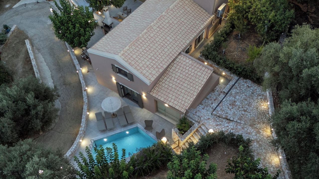 Photo of Outdoor in Vatolakkos