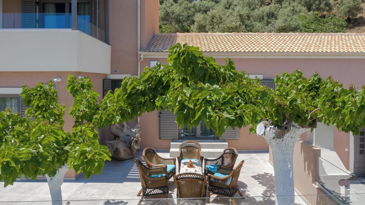 Photo of Outdoor in Vatolakkos