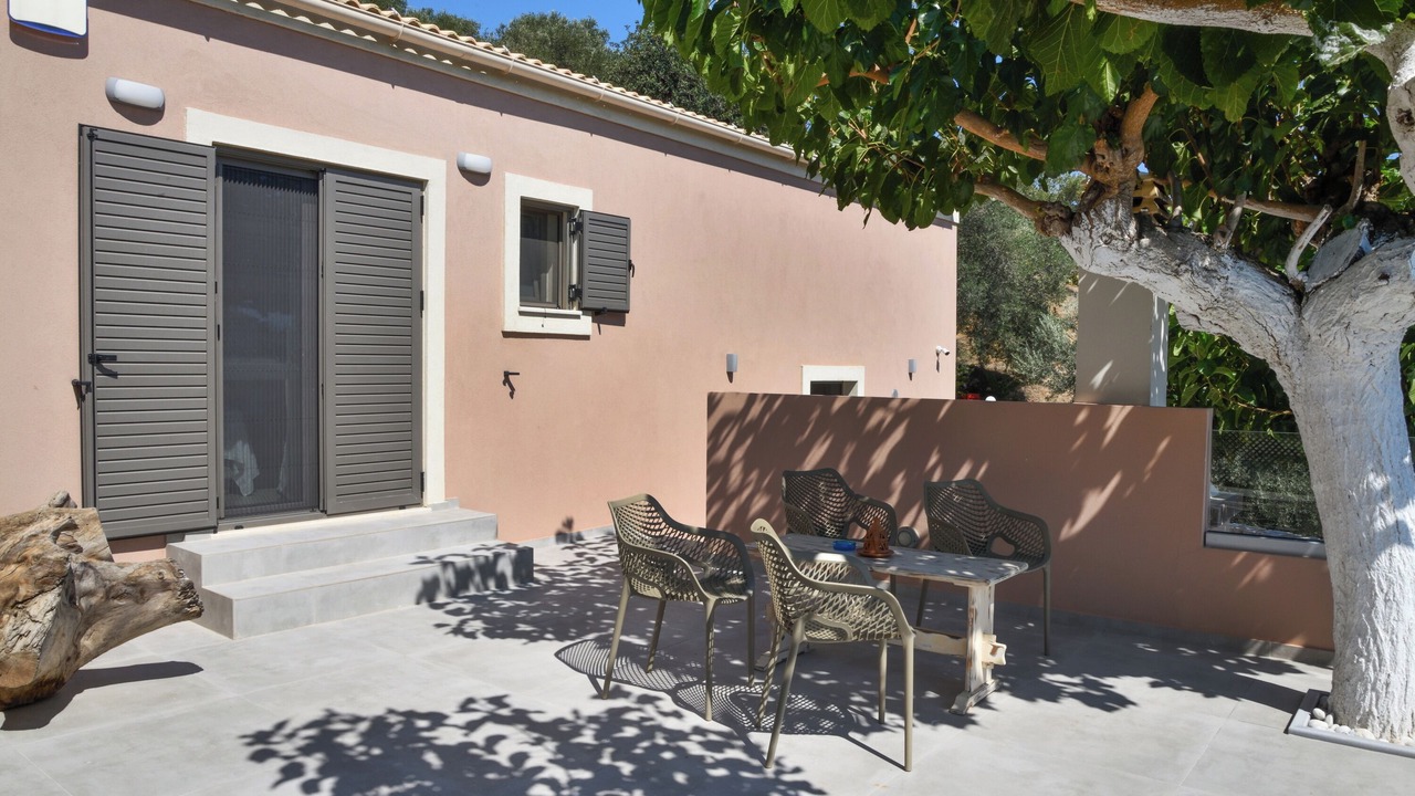 Photo of Patio Balcony in Vatolakkos