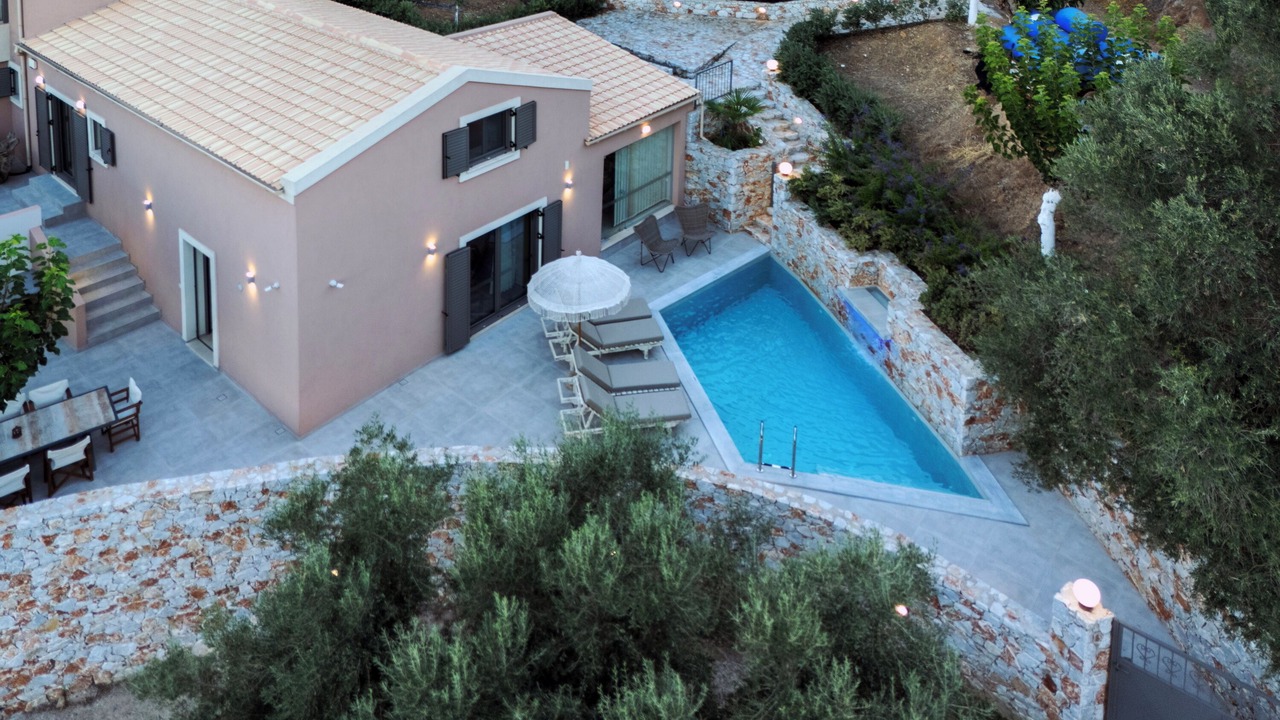 Photo of Outdoor in Vatolakkos