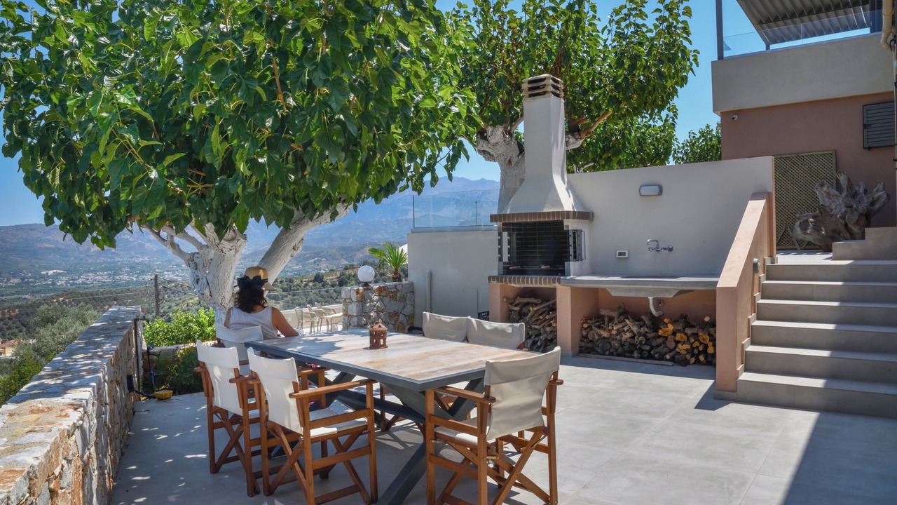 Photo of Outdoor in Vatolakkos