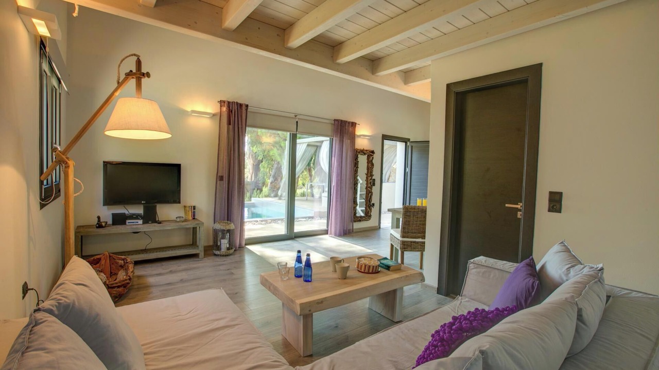 Photo of Livingroom in Leivathos