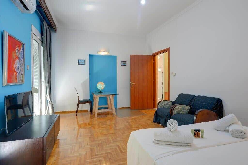 Photo of Bedroom in Charilaou