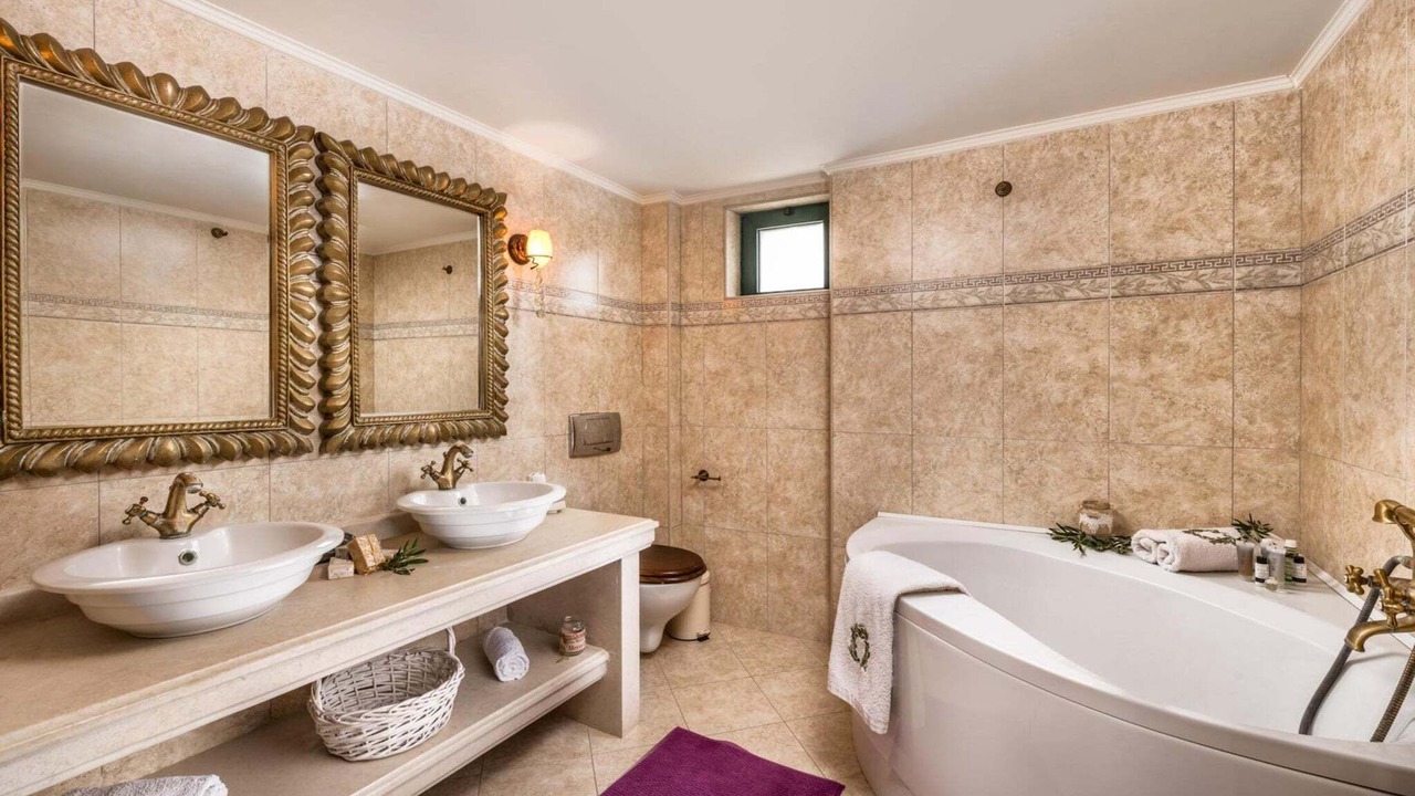 Photo of Bathroom in Koutouloufari