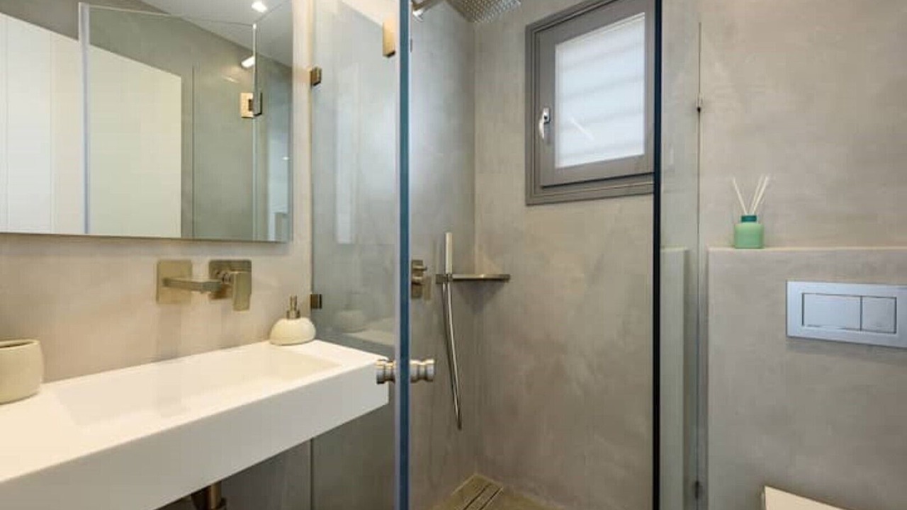 Photo of Bathroom in Aliki