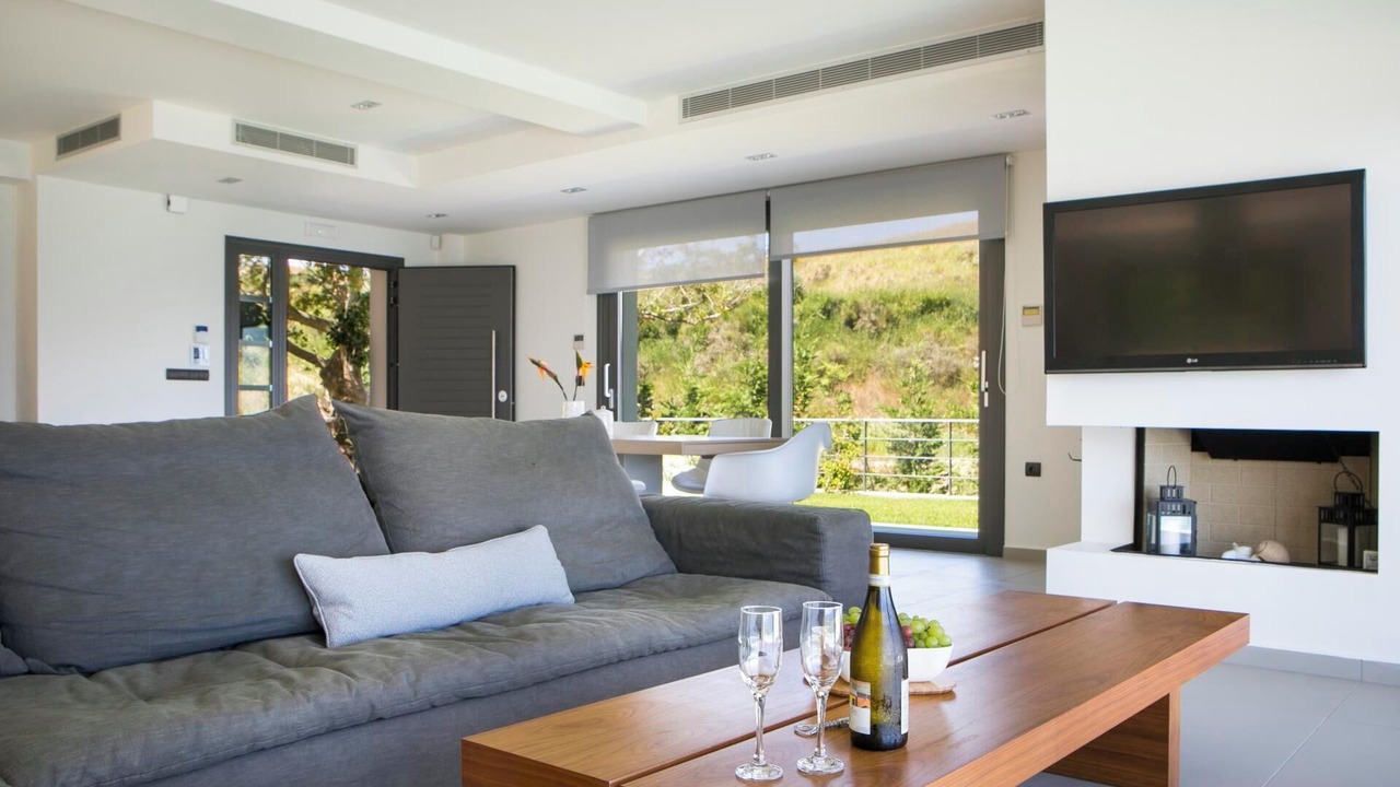 Photo of Livingroom in Leivathos