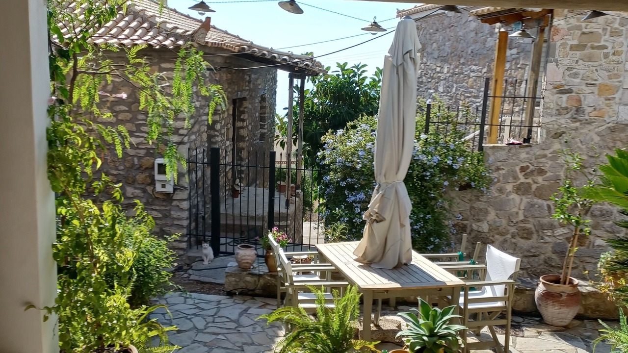 Photo of Outdoor in Aipeia