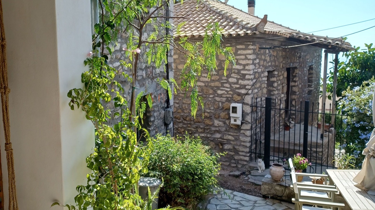 Photo of Outdoor in Aipeia