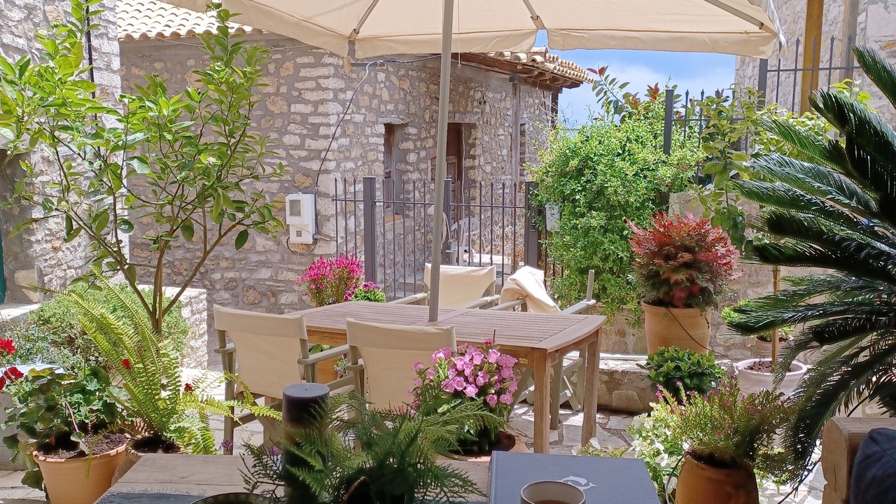 Photo of Outdoor in Aipeia