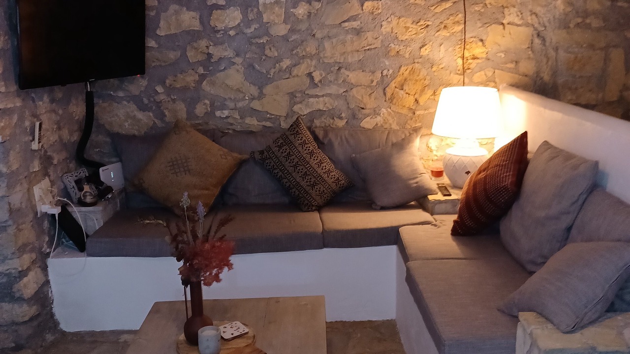Photo of Livingroom in Aipeia
