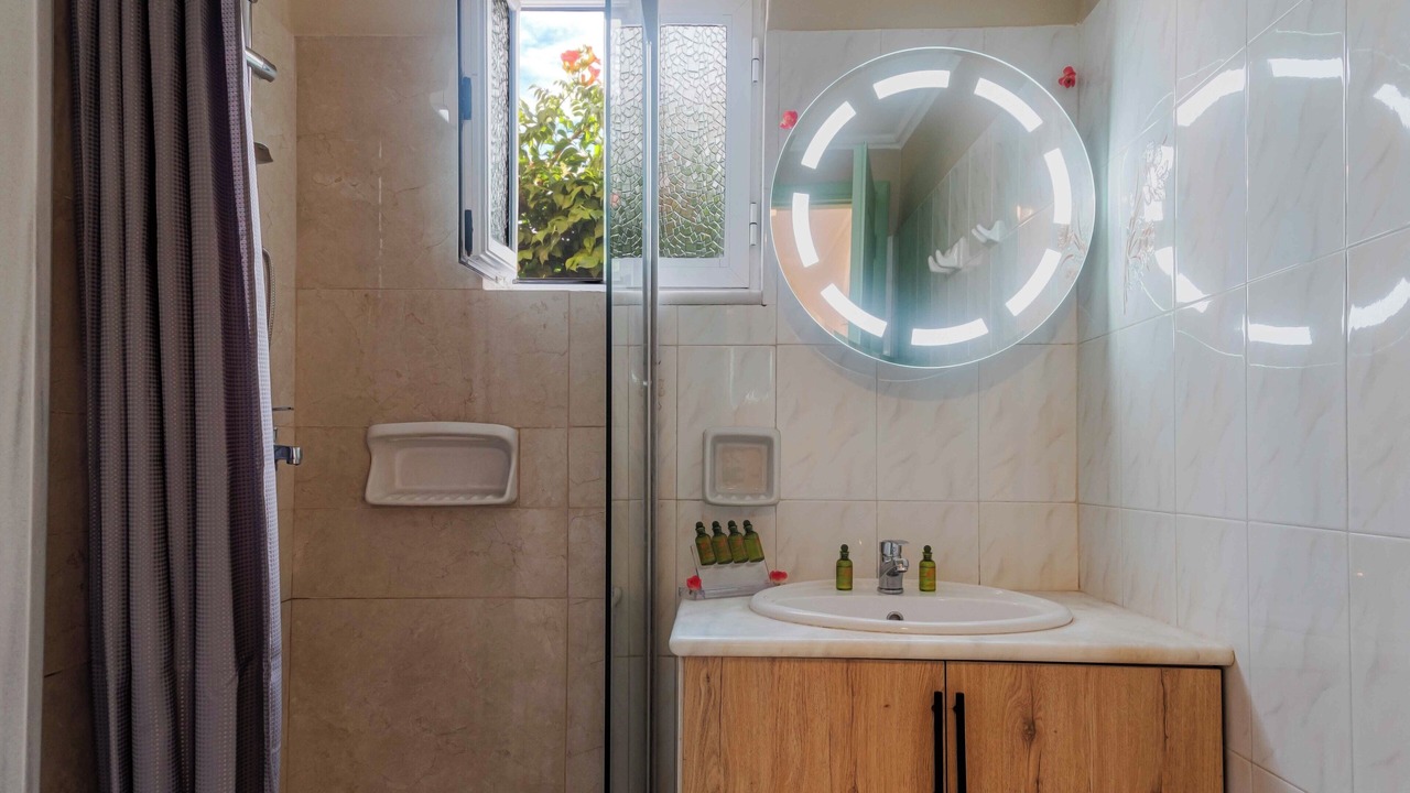 Photo of Bathroom in Kavos