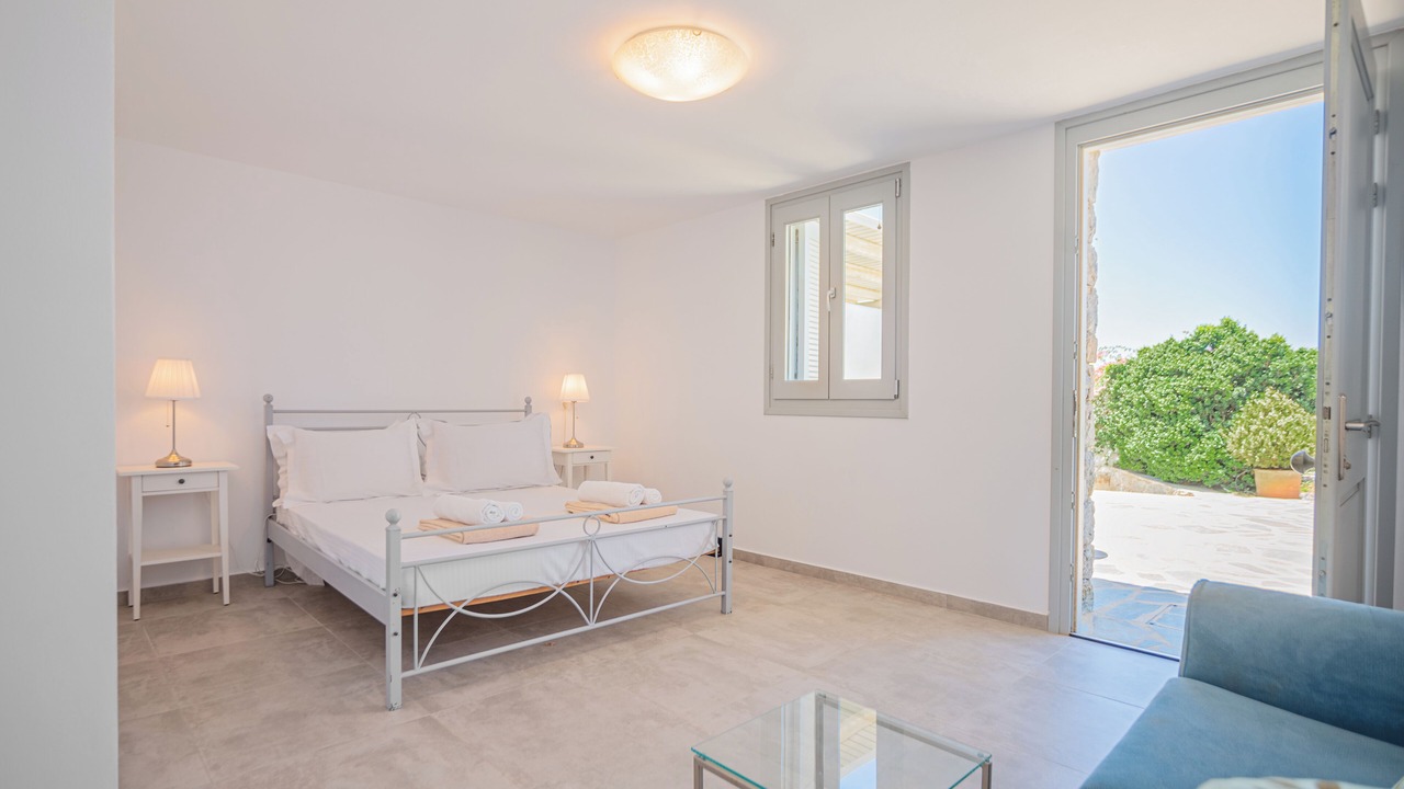 Photo of Bedroom in Naxos Town