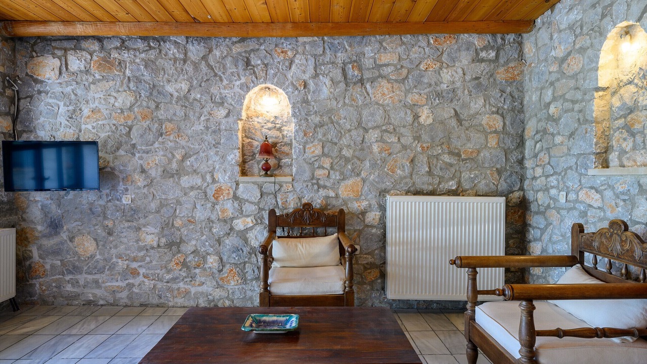 Photo of Outdoor in Lampini