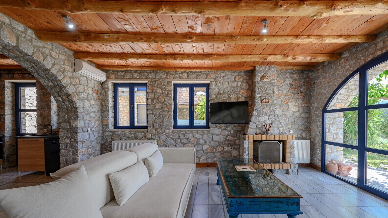 Photo of Outdoor in Lampini